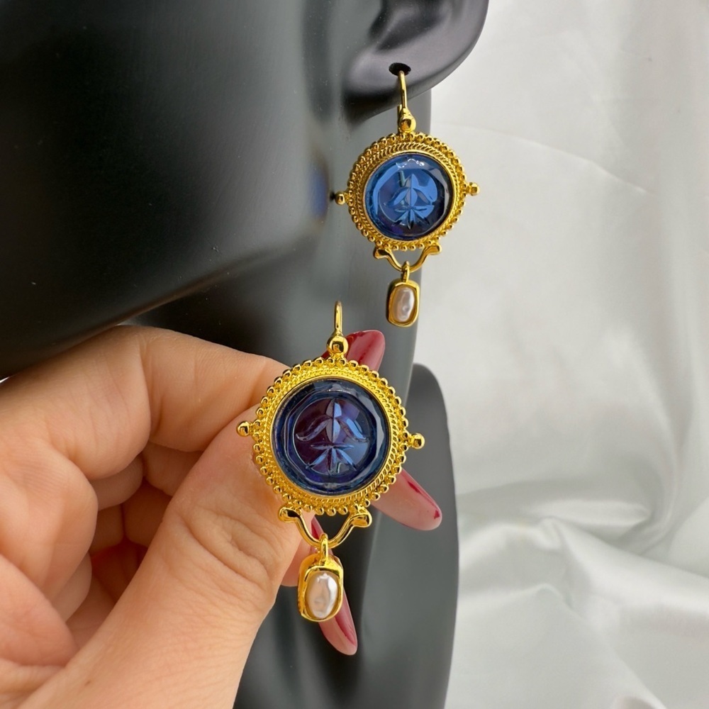 Vintage Blue and Gold Color Earrings